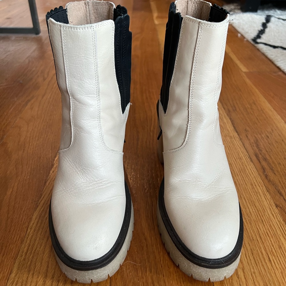 Free People James Chelsea Boots size 38